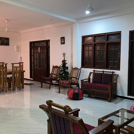 Kaumadi Villa Unawatuna Exterior photo