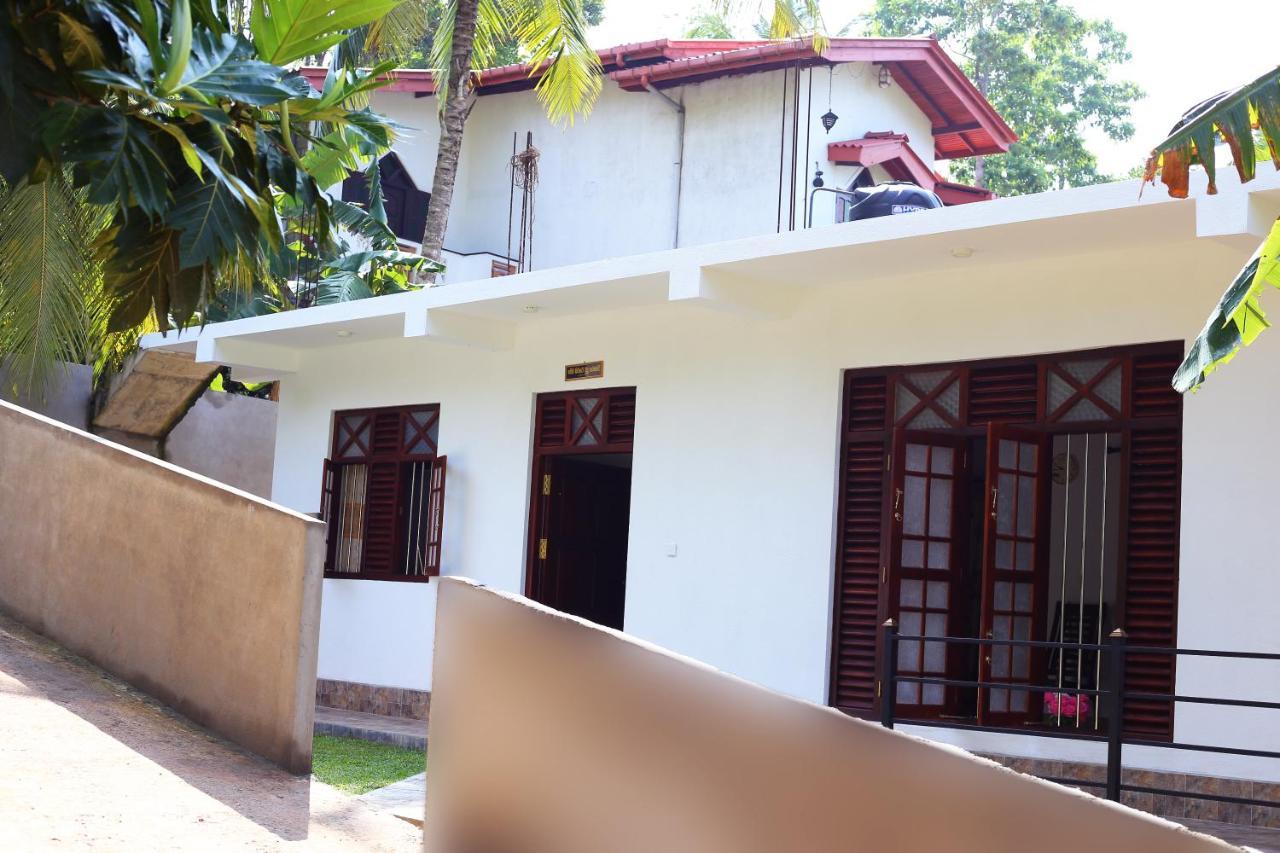 Kaumadi Villa Unawatuna Exterior photo